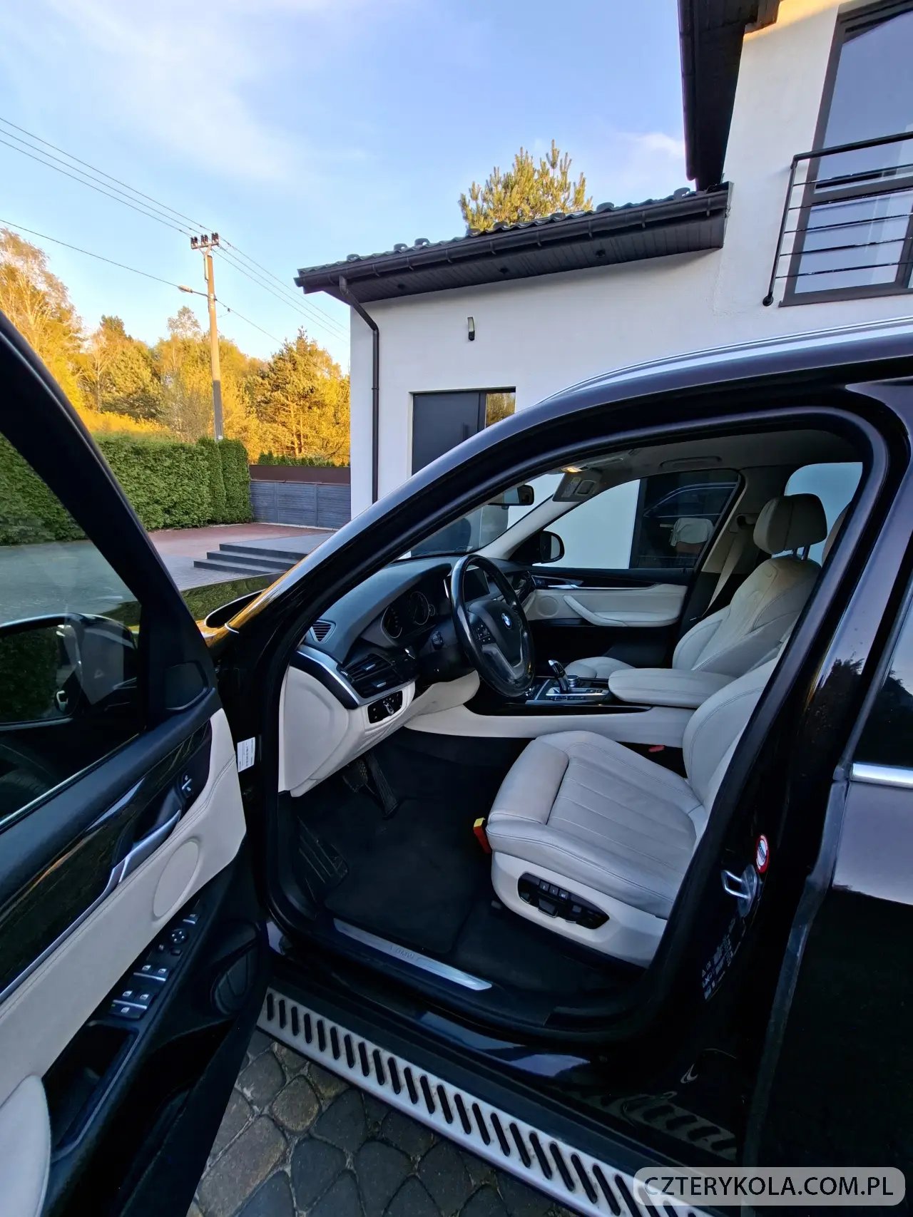 BMW- X5- 2016 