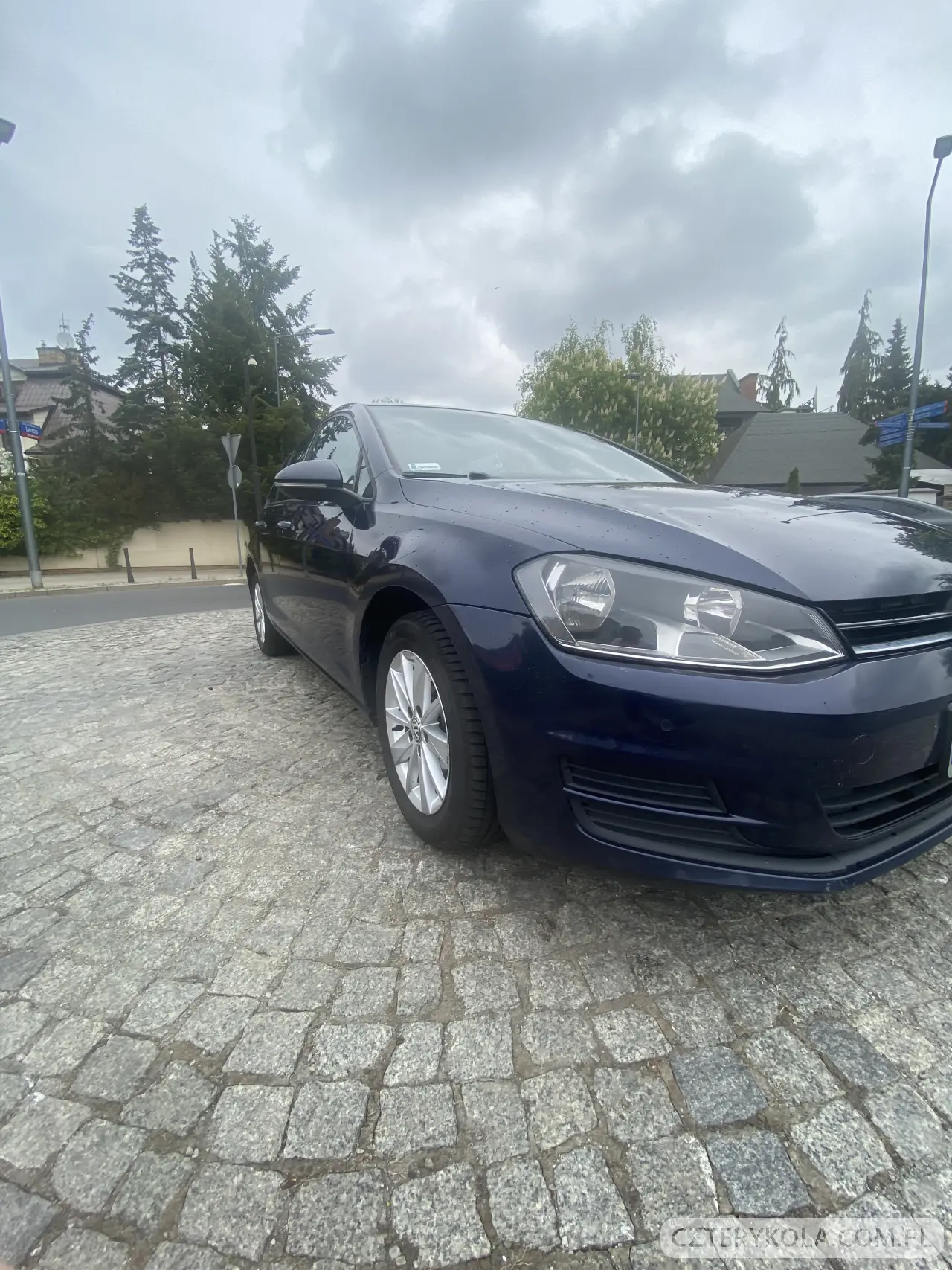 Volkswagen- Golf- 2016 