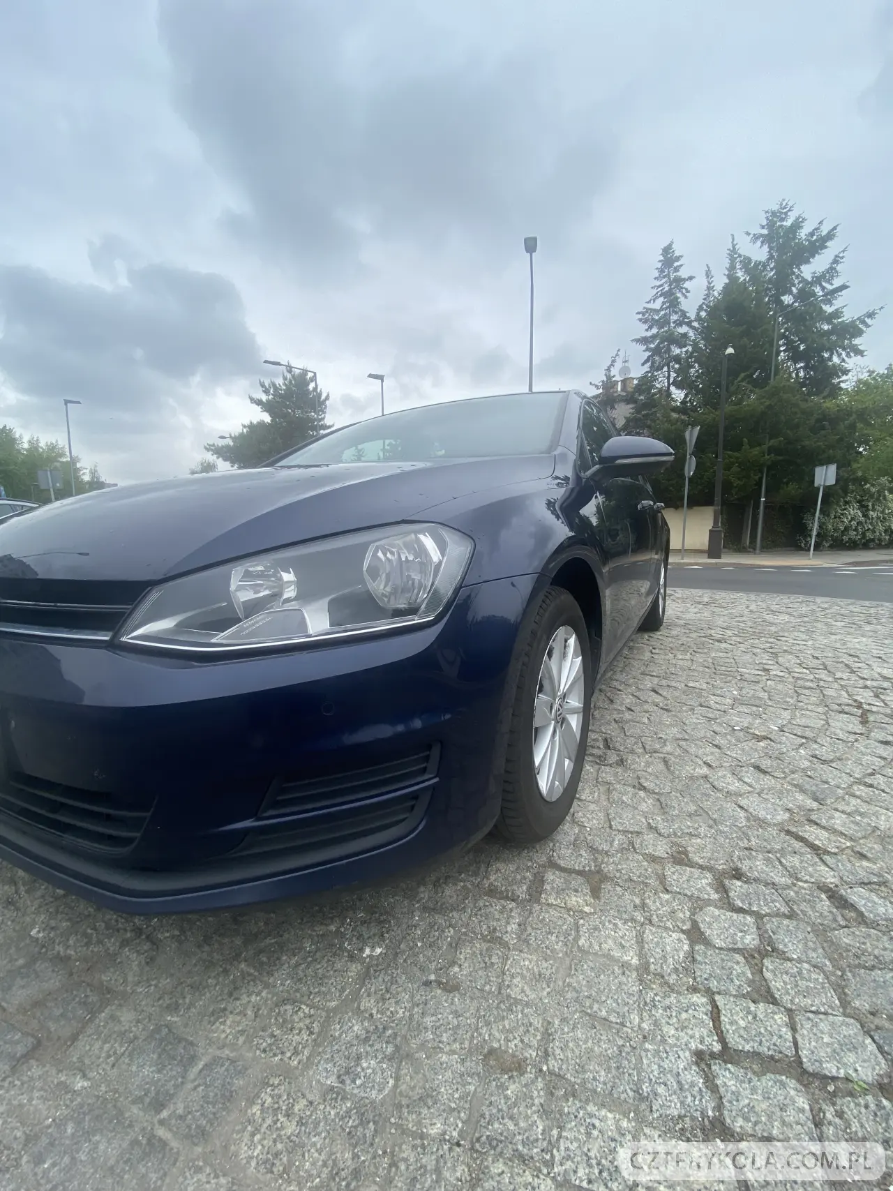 Volkswagen- Golf- 2016 