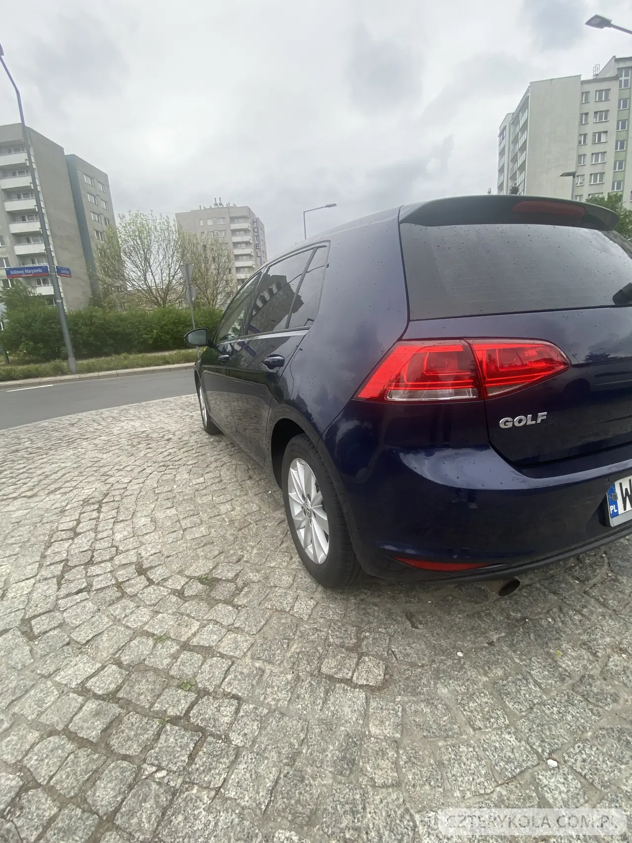 Volkswagen- Golf- 2016 