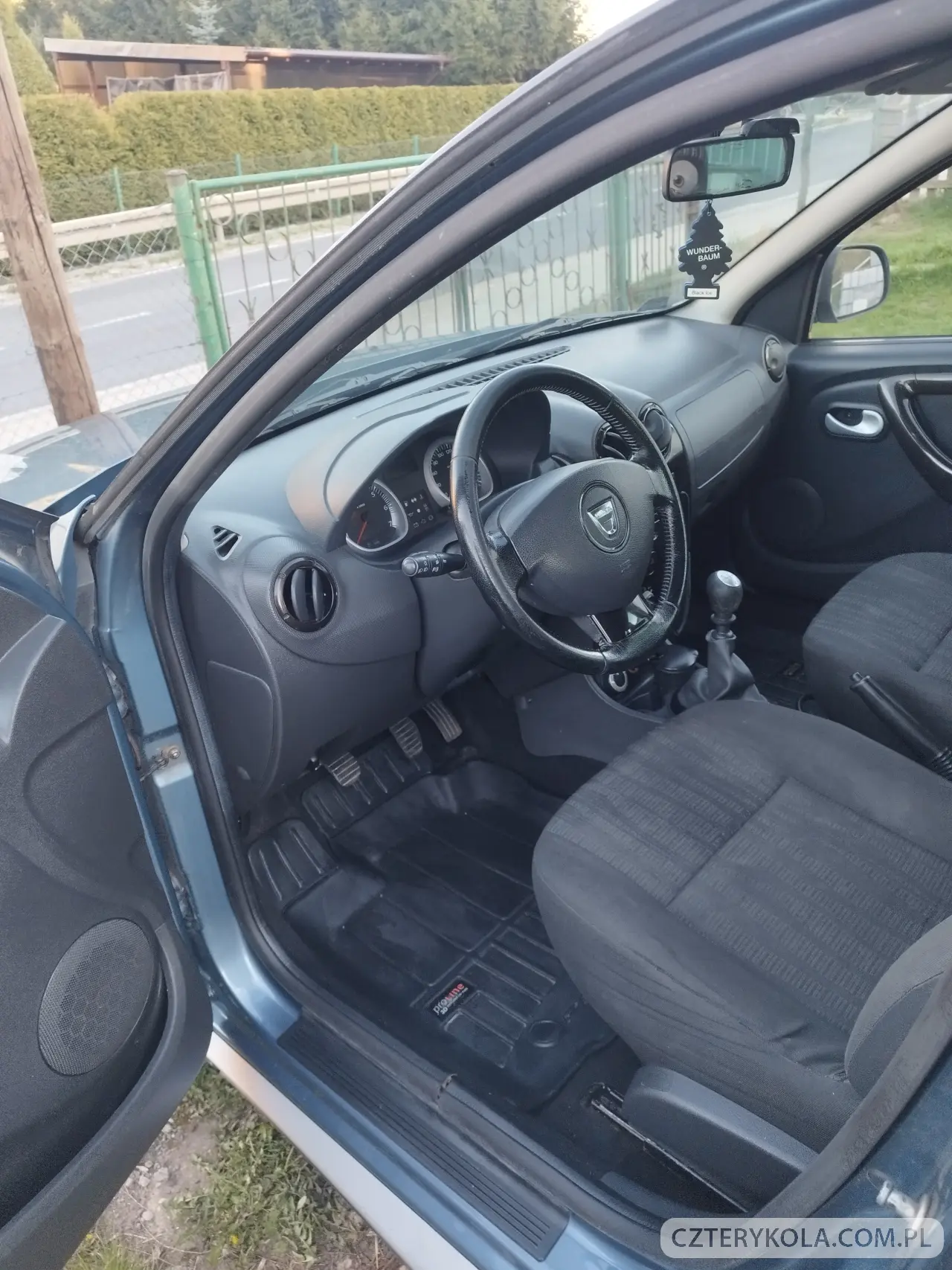 Dacia- Duster- 2010 
