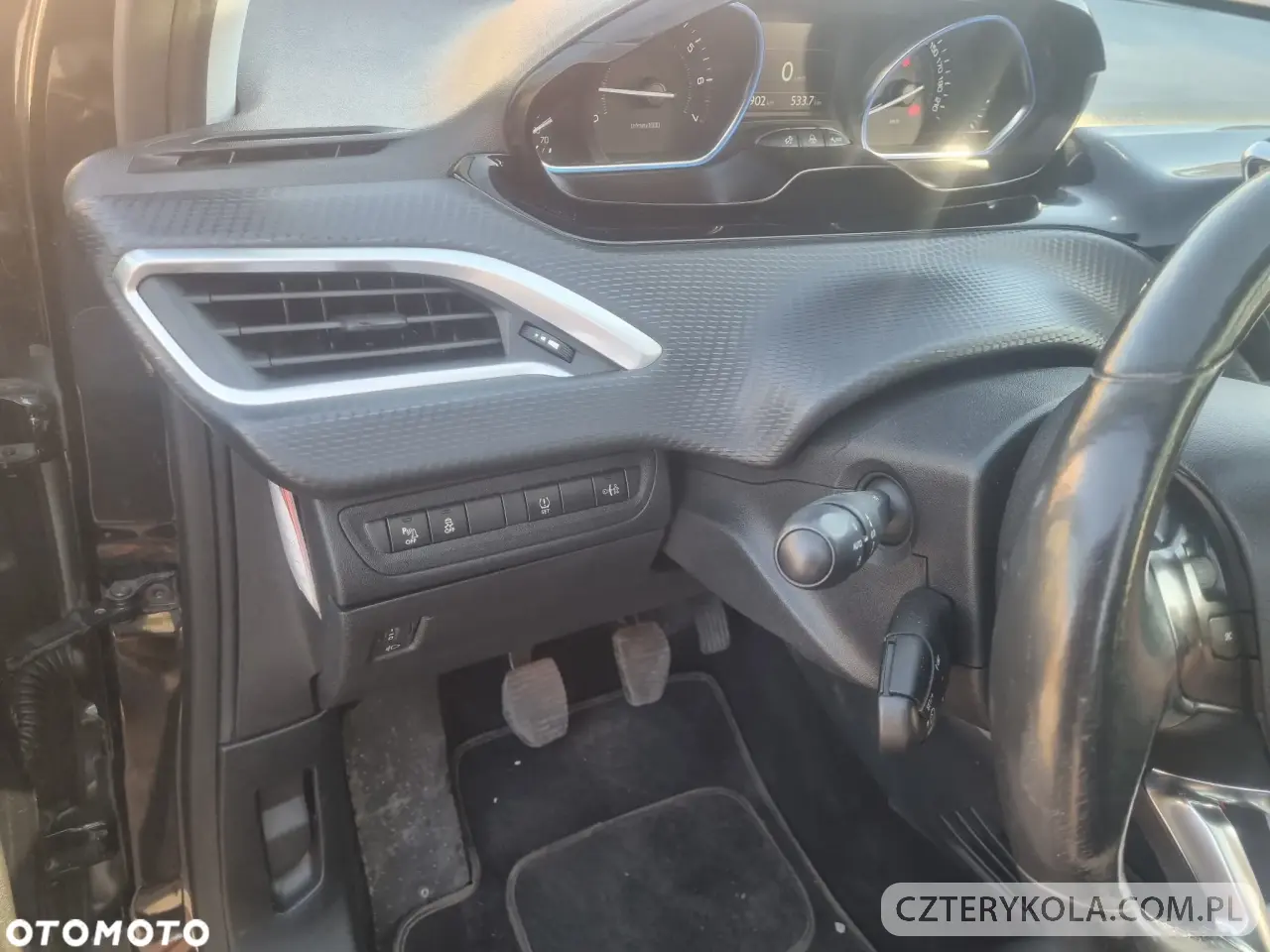 Peugeot- 2008- 2014 