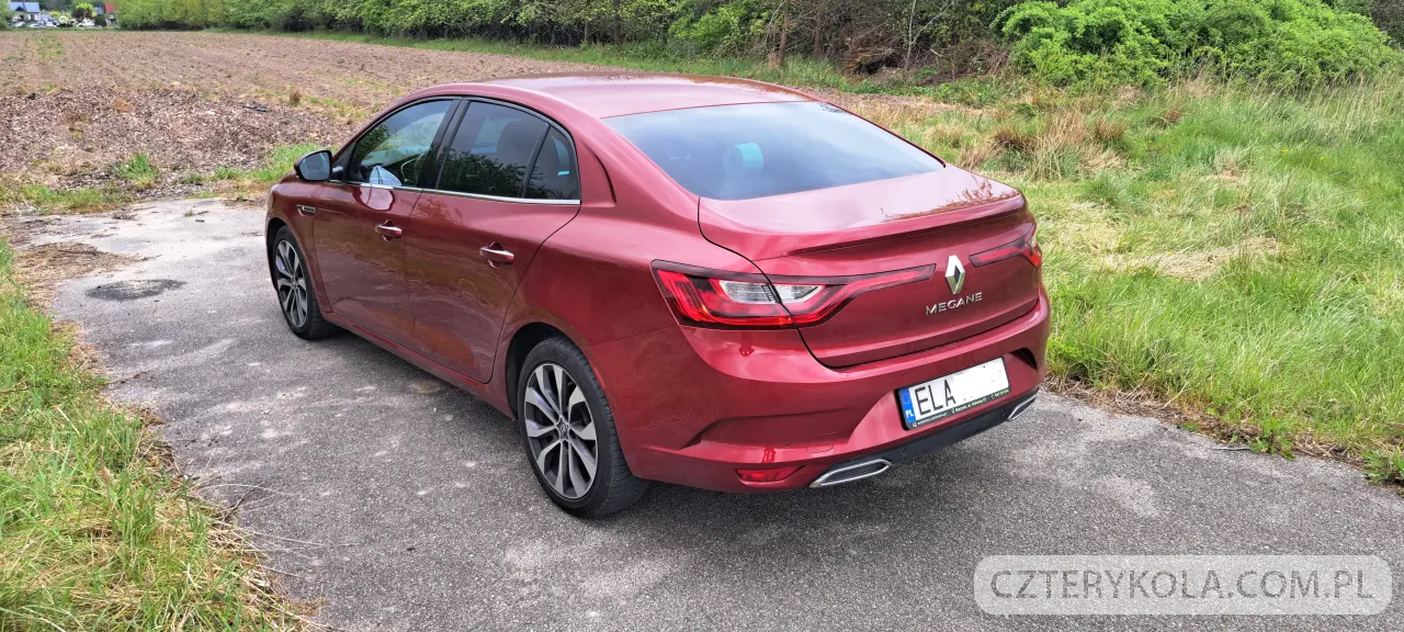 Renault- Megane- 2021 