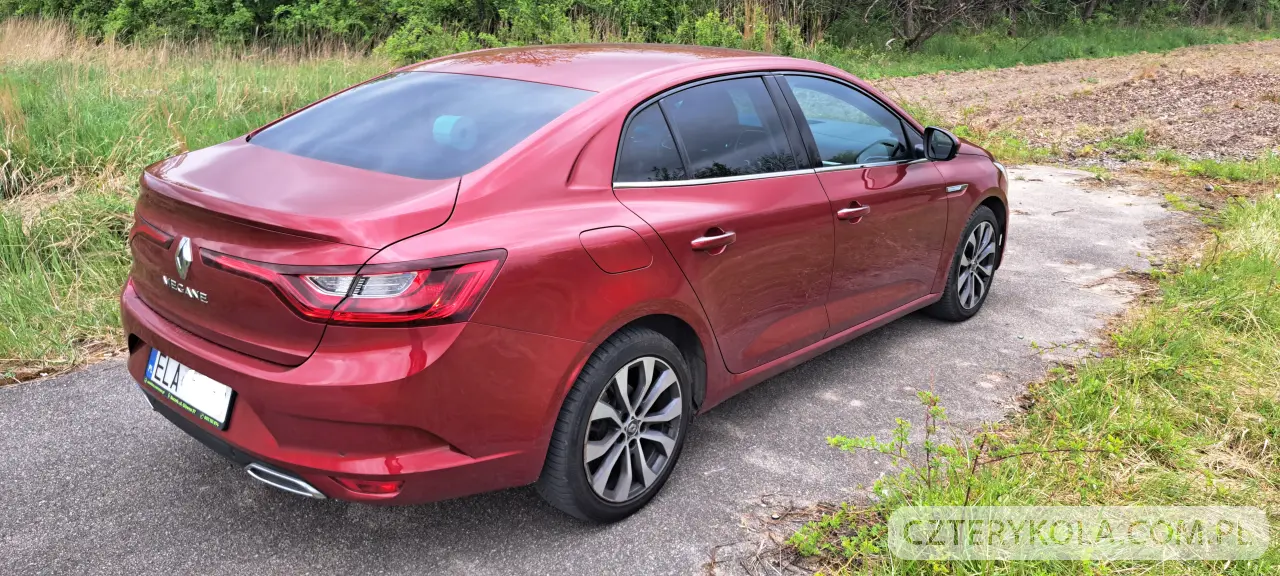 Renault- Megane- 2021 