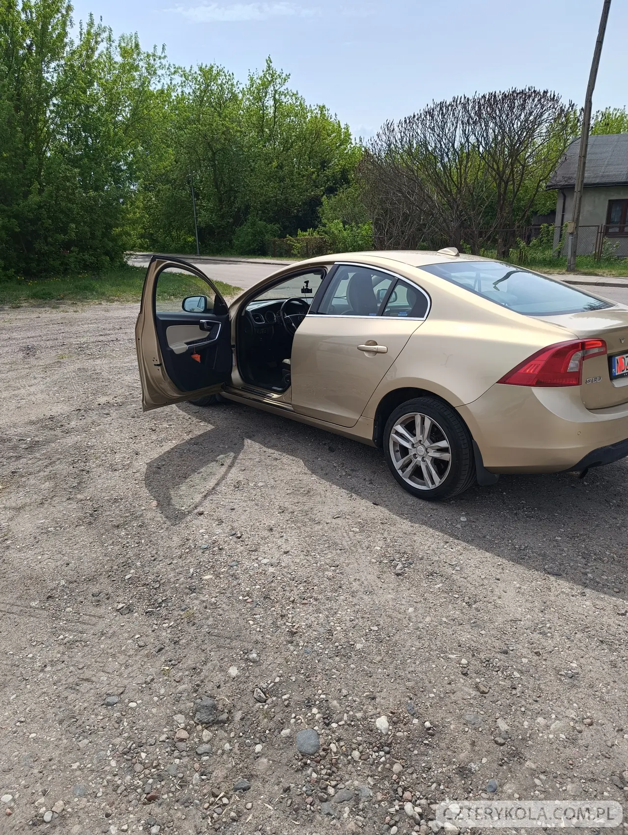 Volvo- S60- 2010 