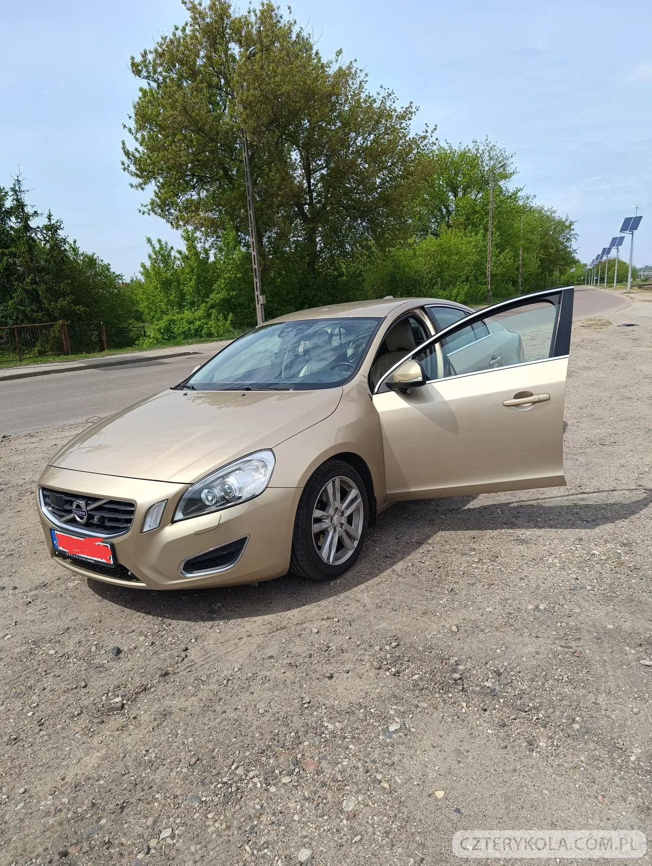 Volvo- S60- 2010 