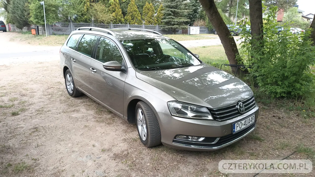 Volkswagen- Passat- 2012 