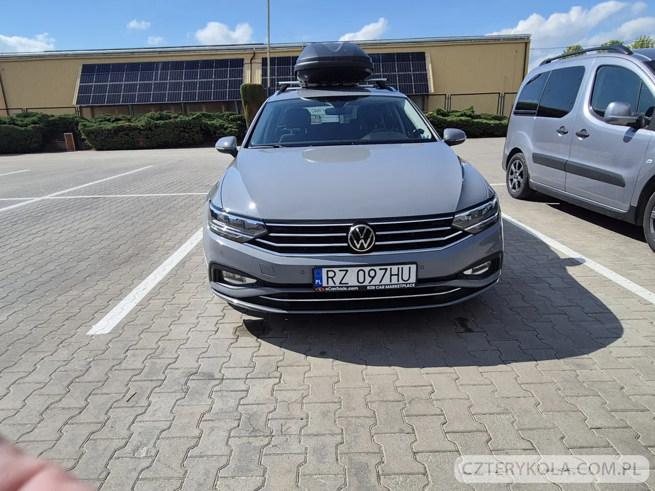 Volkswagen- Passat- 2022 