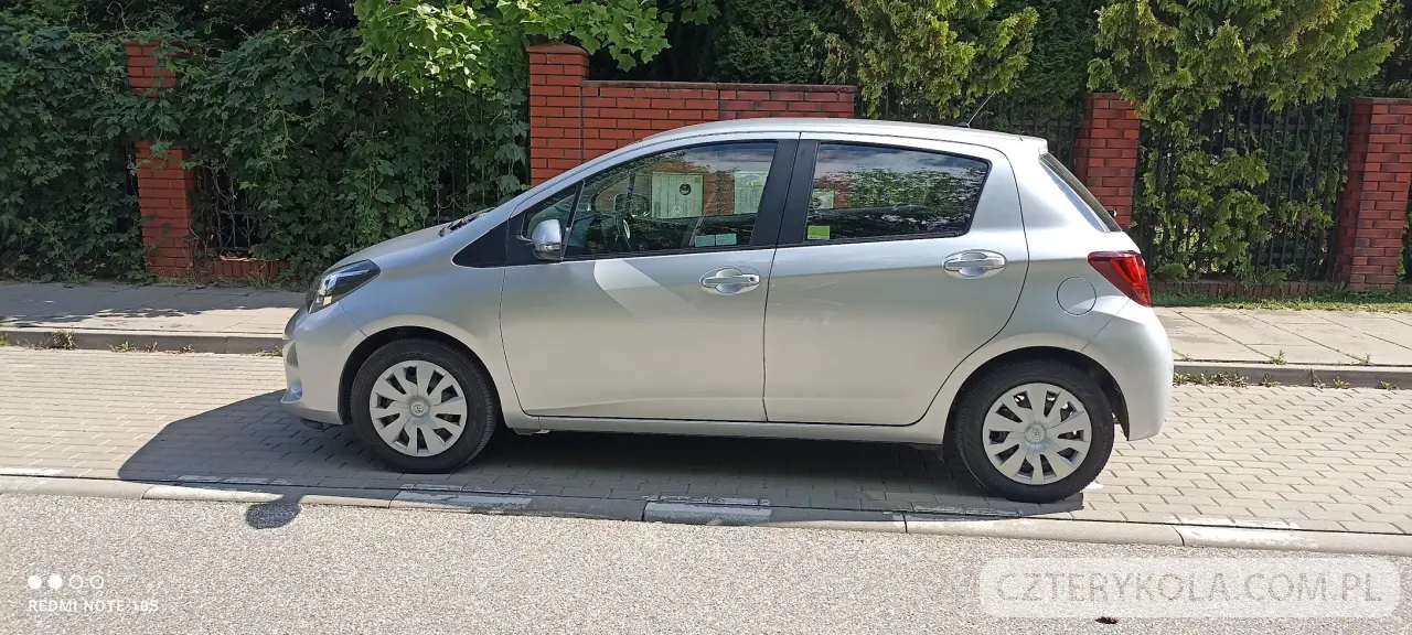 Toyota- Yaris- 2016 