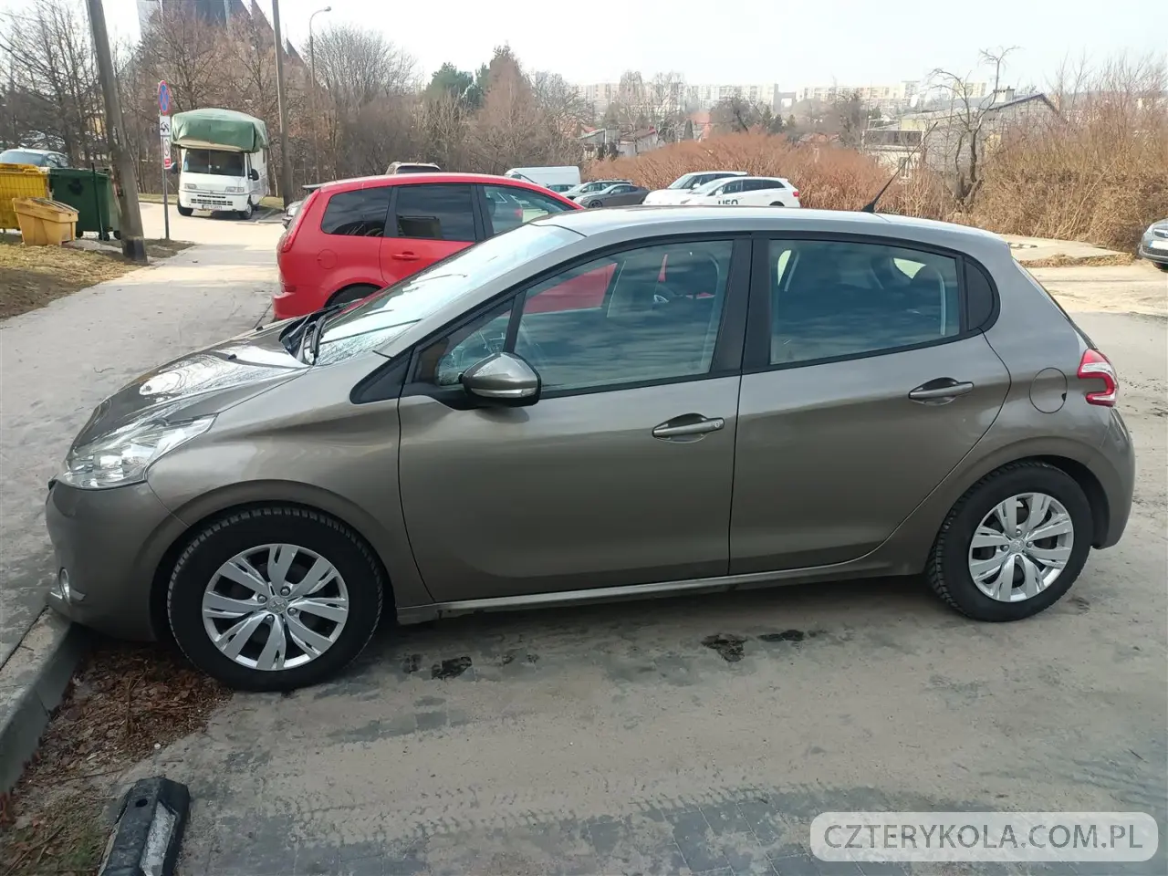 Peugeot- 208- 2013 