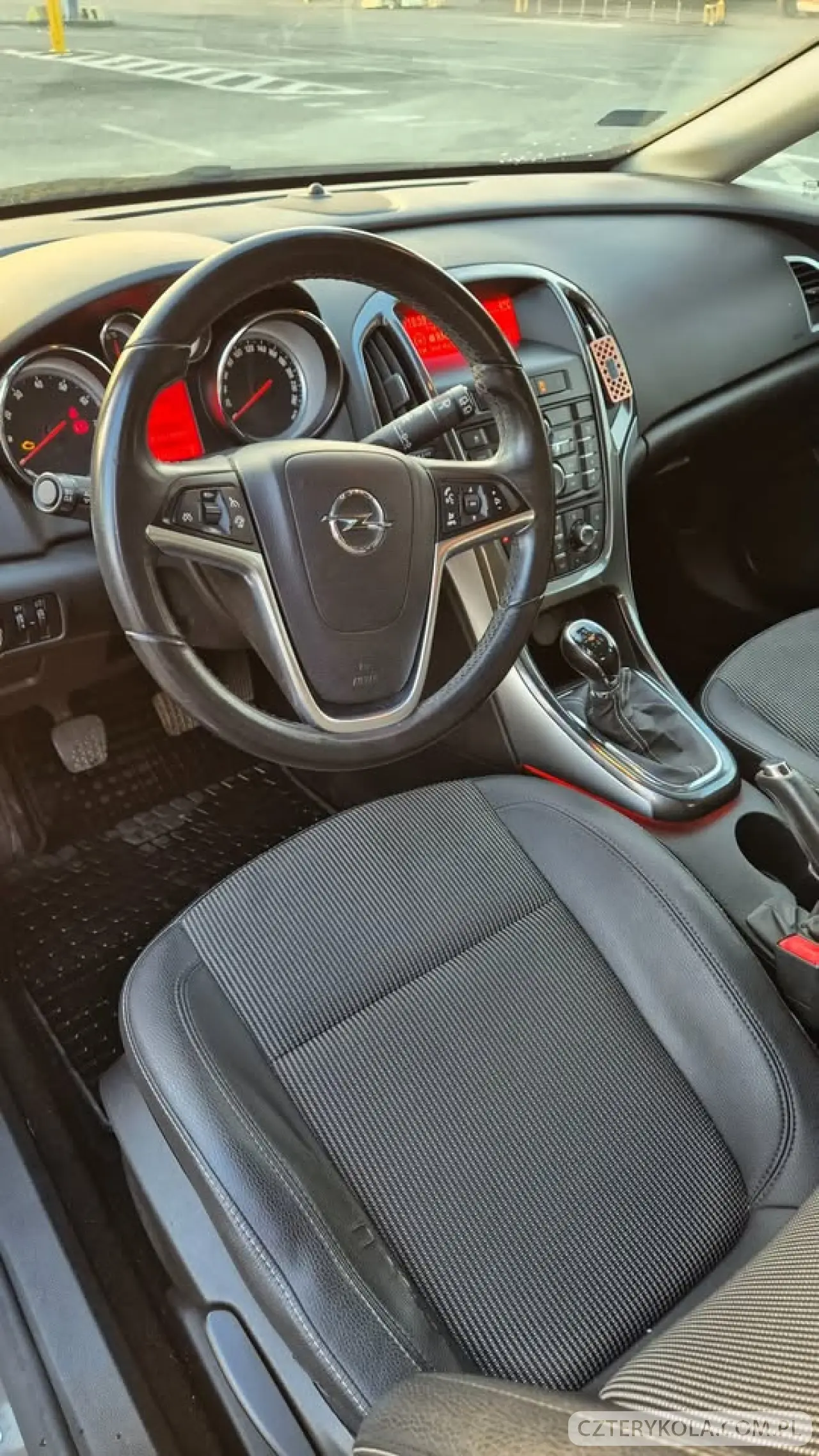 Opel- Astra- 2013 