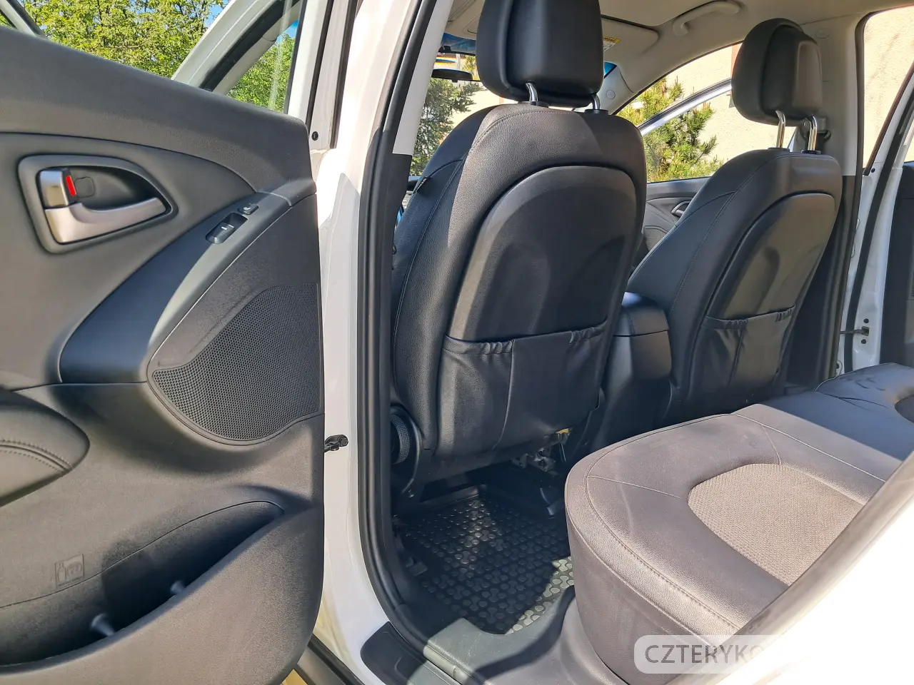 Hyundai- ix35- 2015 