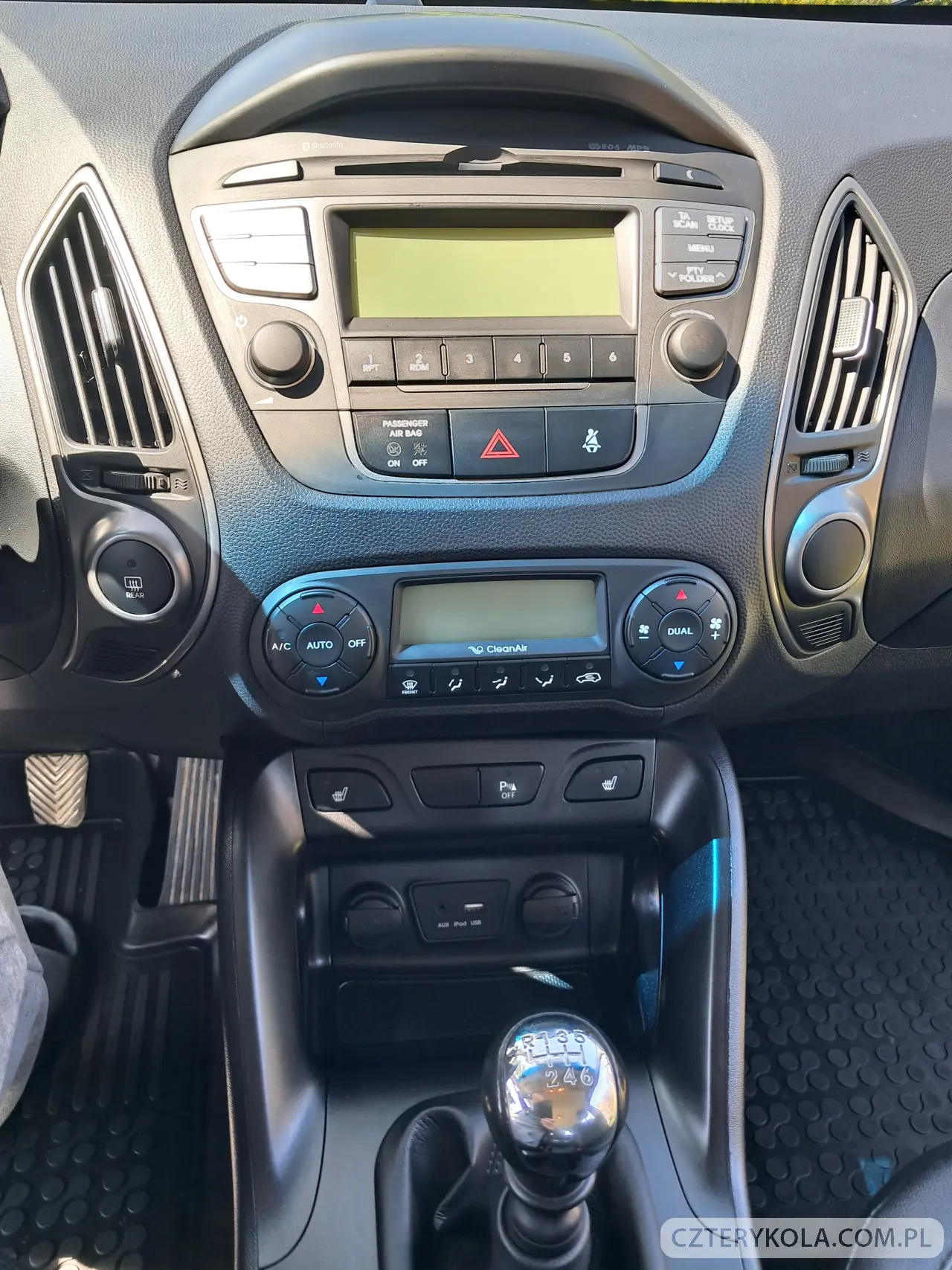Hyundai- ix35- 2015 