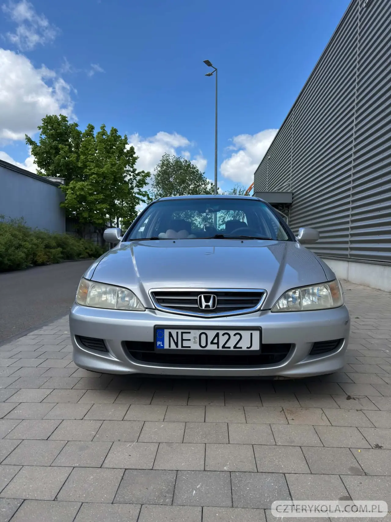 Honda- Accord- 2002 