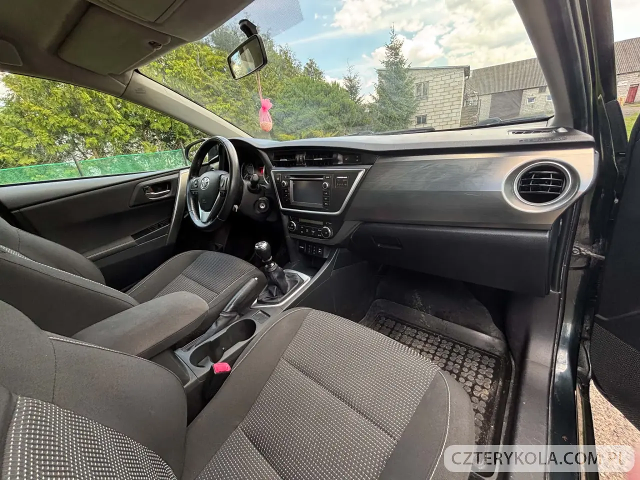 Toyota- Auris- 2013 