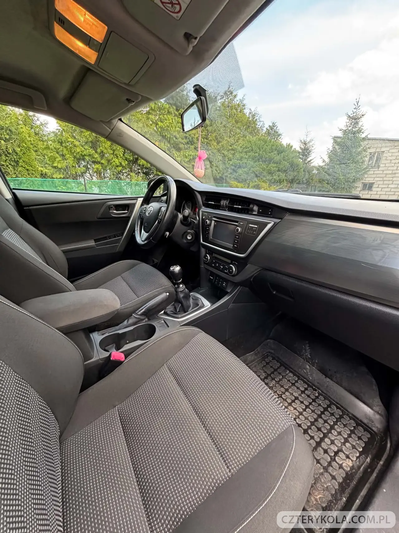 Toyota- Auris- 2013 