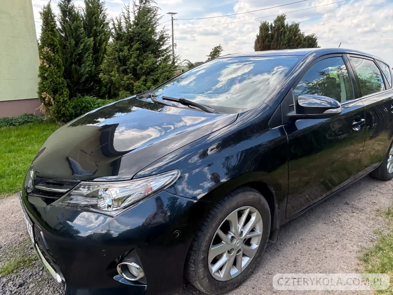 Toyota- Auris- 2013 