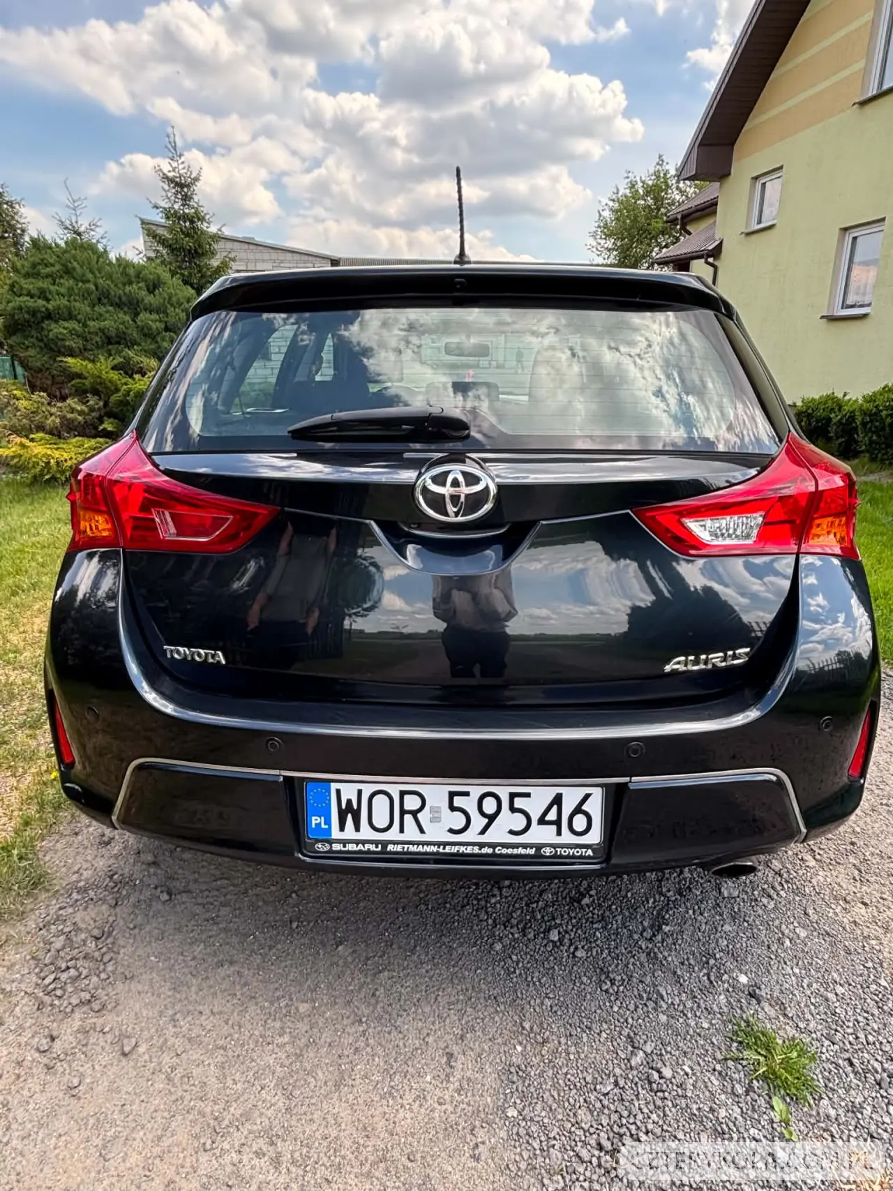 Toyota- Auris- 2013 