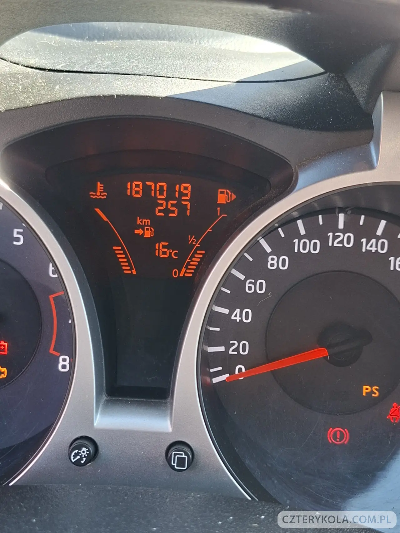 Nissan- Juke- 2011 