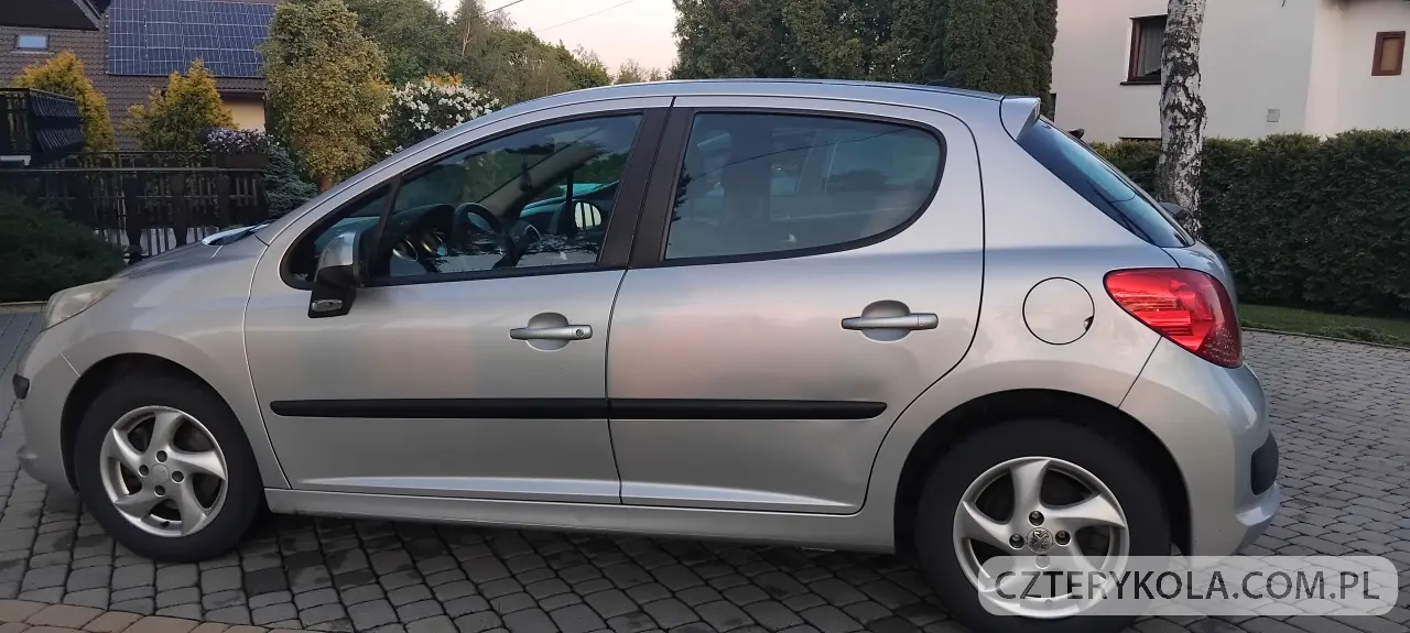 Peugeot- 207- 2008 