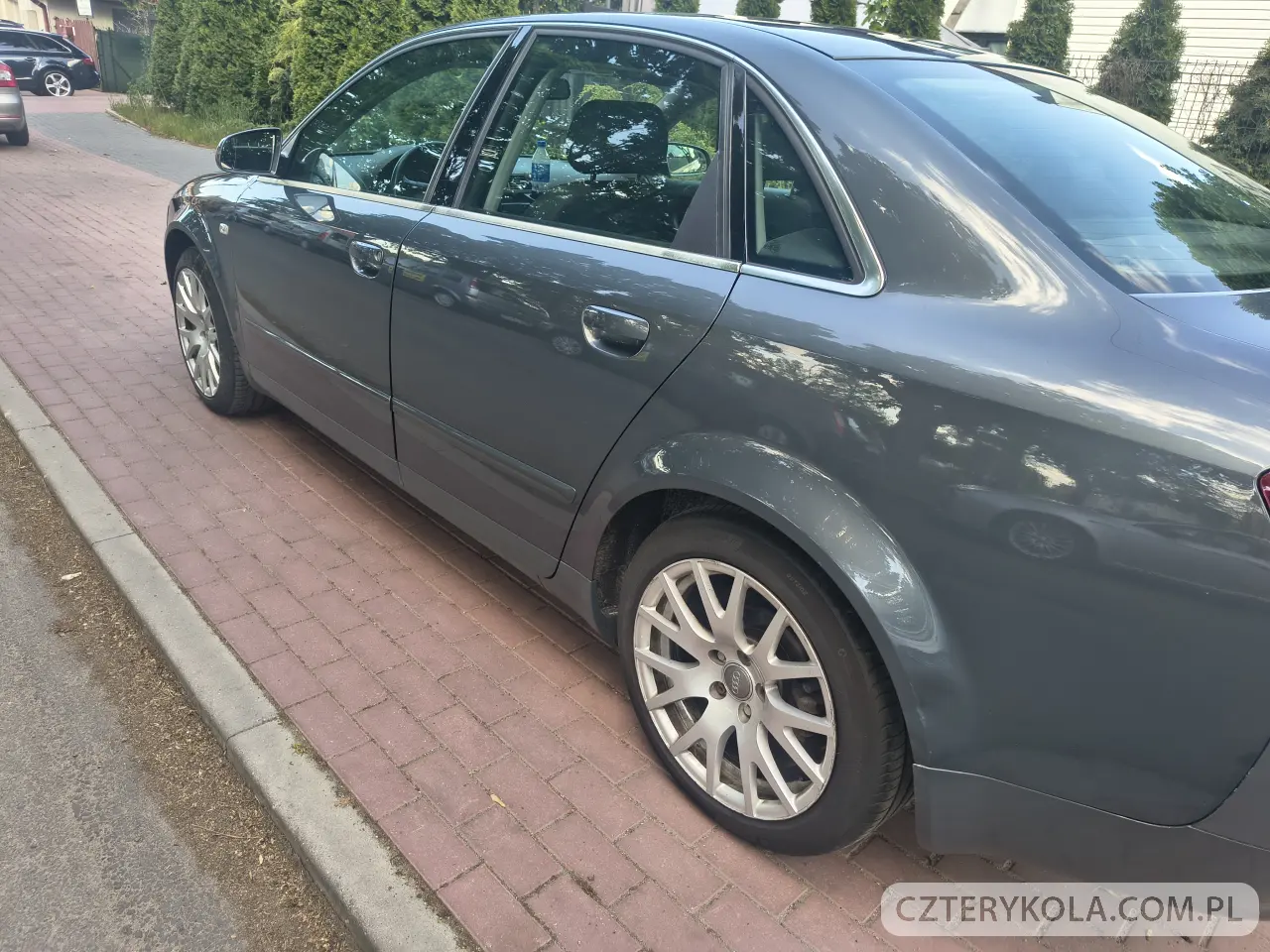 Audi- A4- 2000 