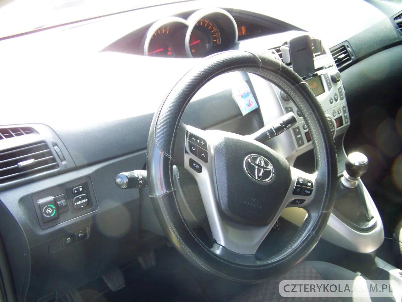 Toyota- Verso- 2011 