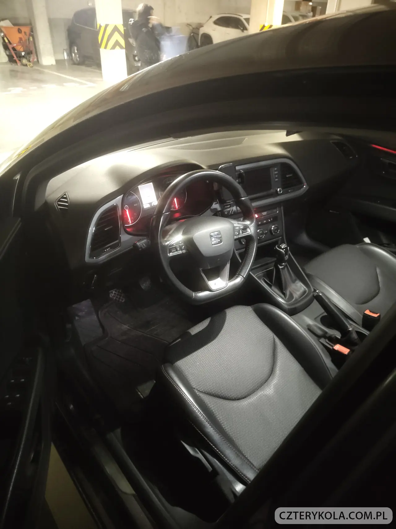 Seat- Leon- 2015 