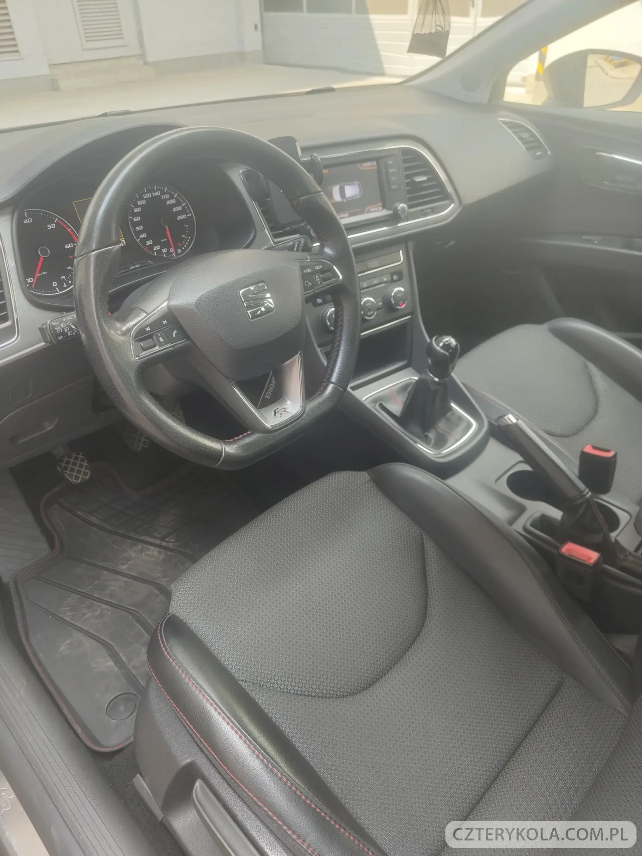 Seat- Leon- 2015 