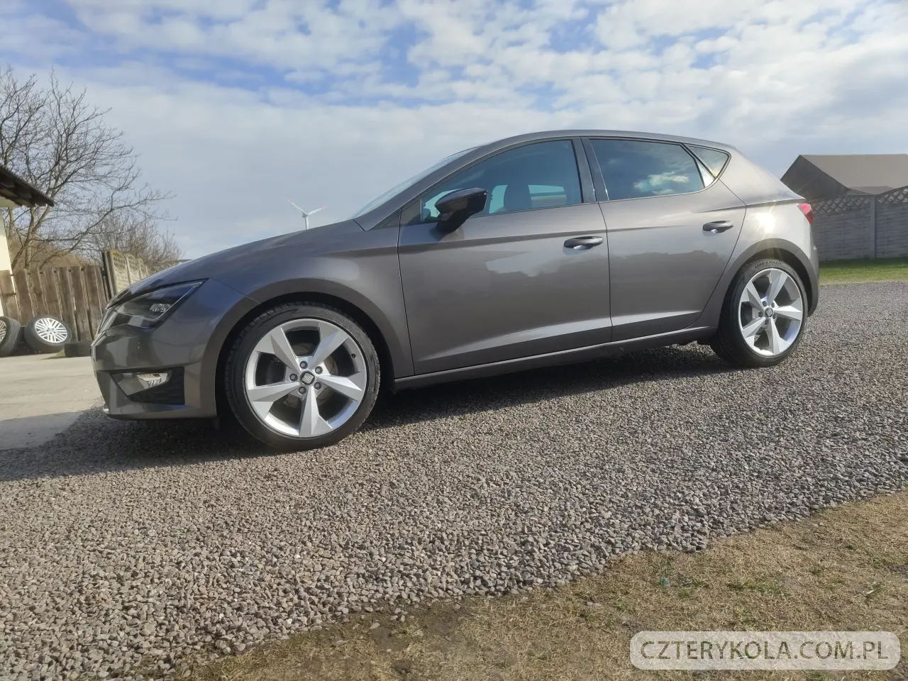 Seat- Leon- 2015 
