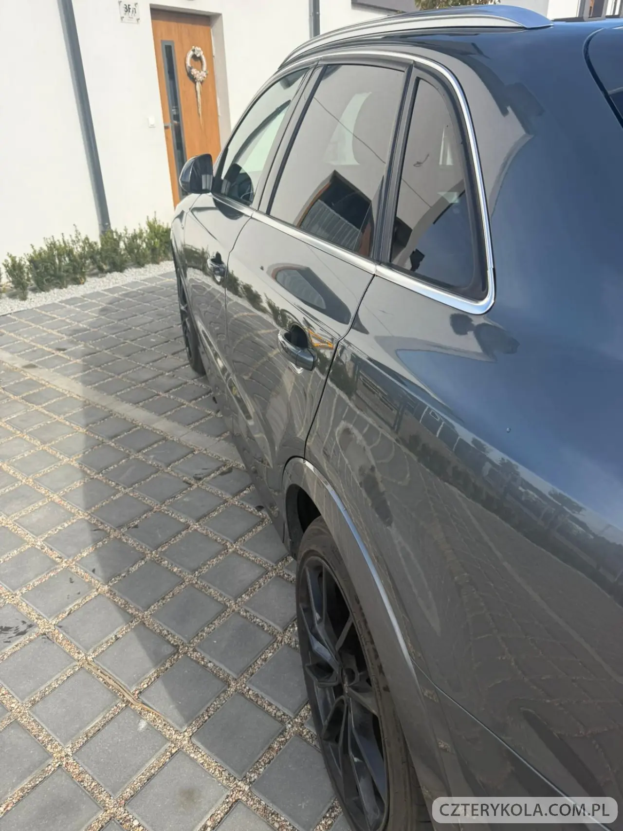 Audi- Q3- 2012 