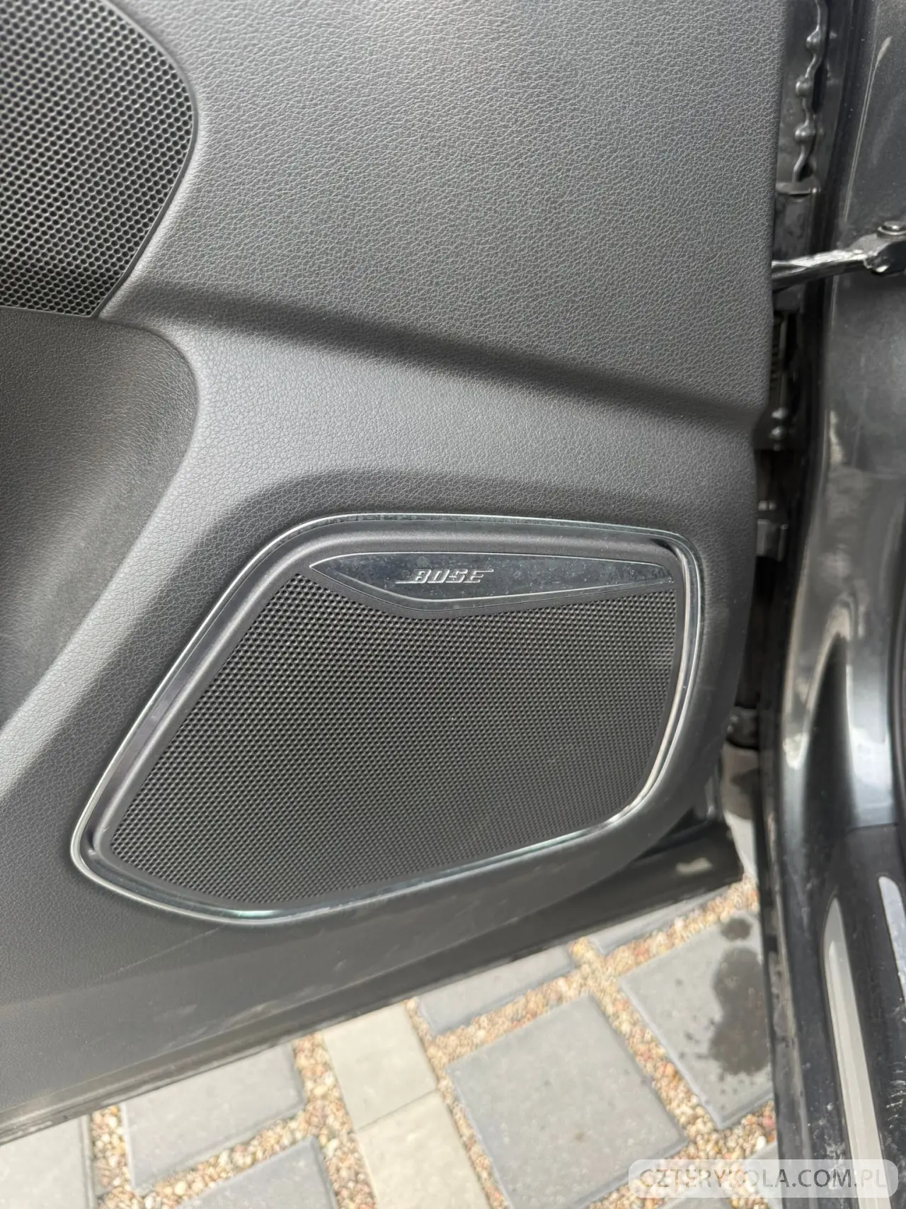 Audi- Q3- 2012 