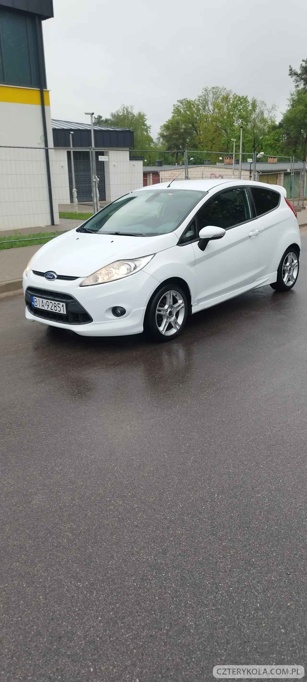 Ford- Fiesta- 2010 