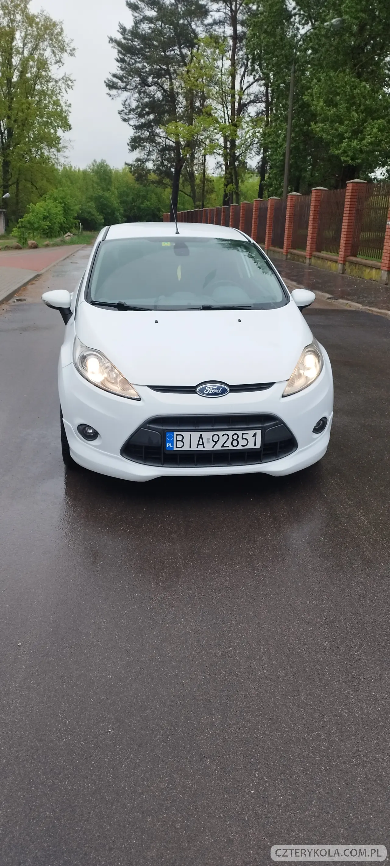 Ford- Fiesta- 2010 