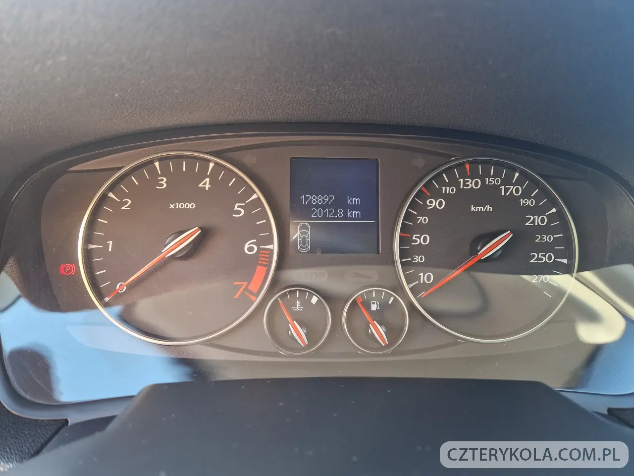 Renault- Laguna- 2011 