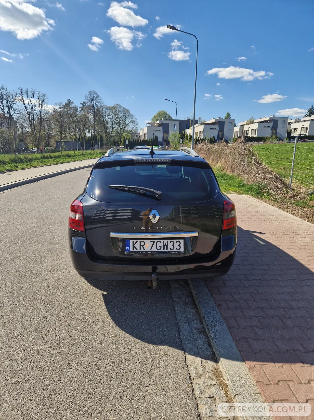 Renault- Laguna- 2011 