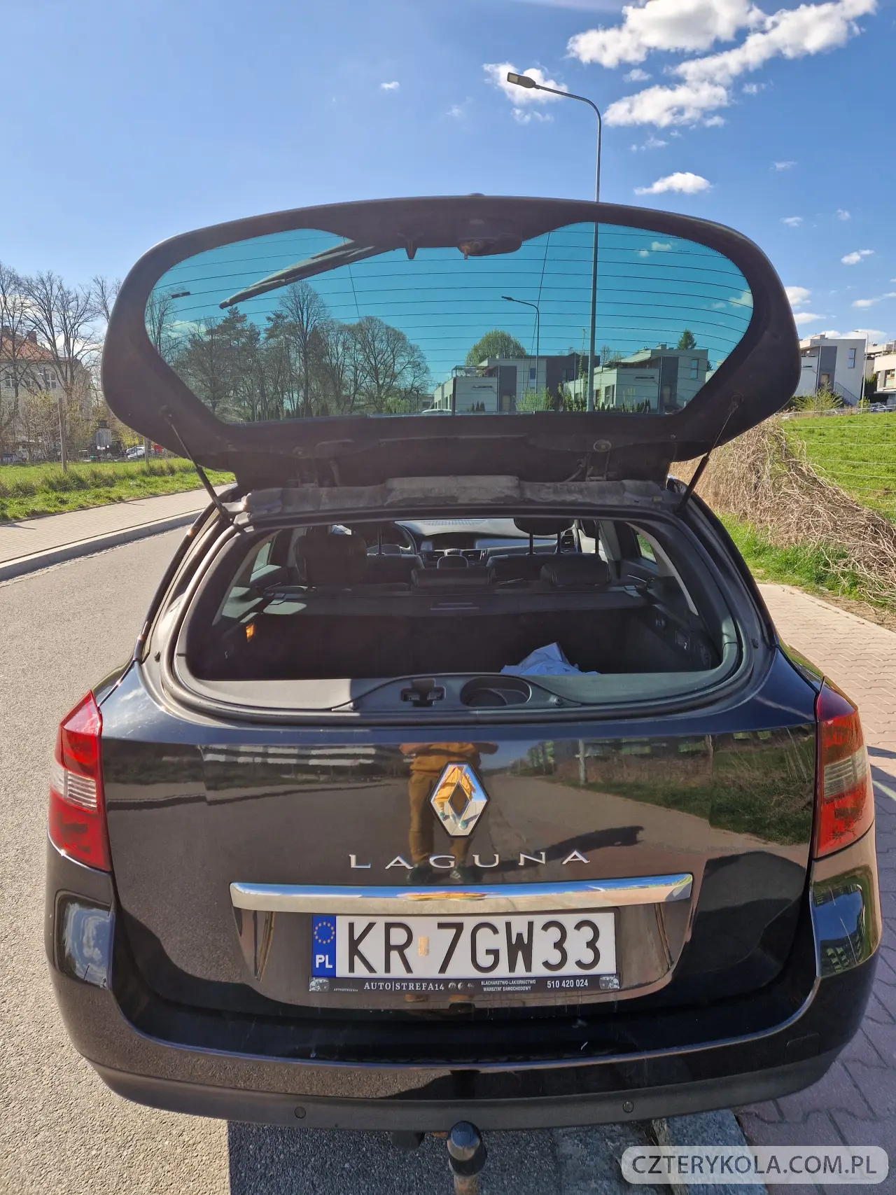Renault- Laguna- 2011 