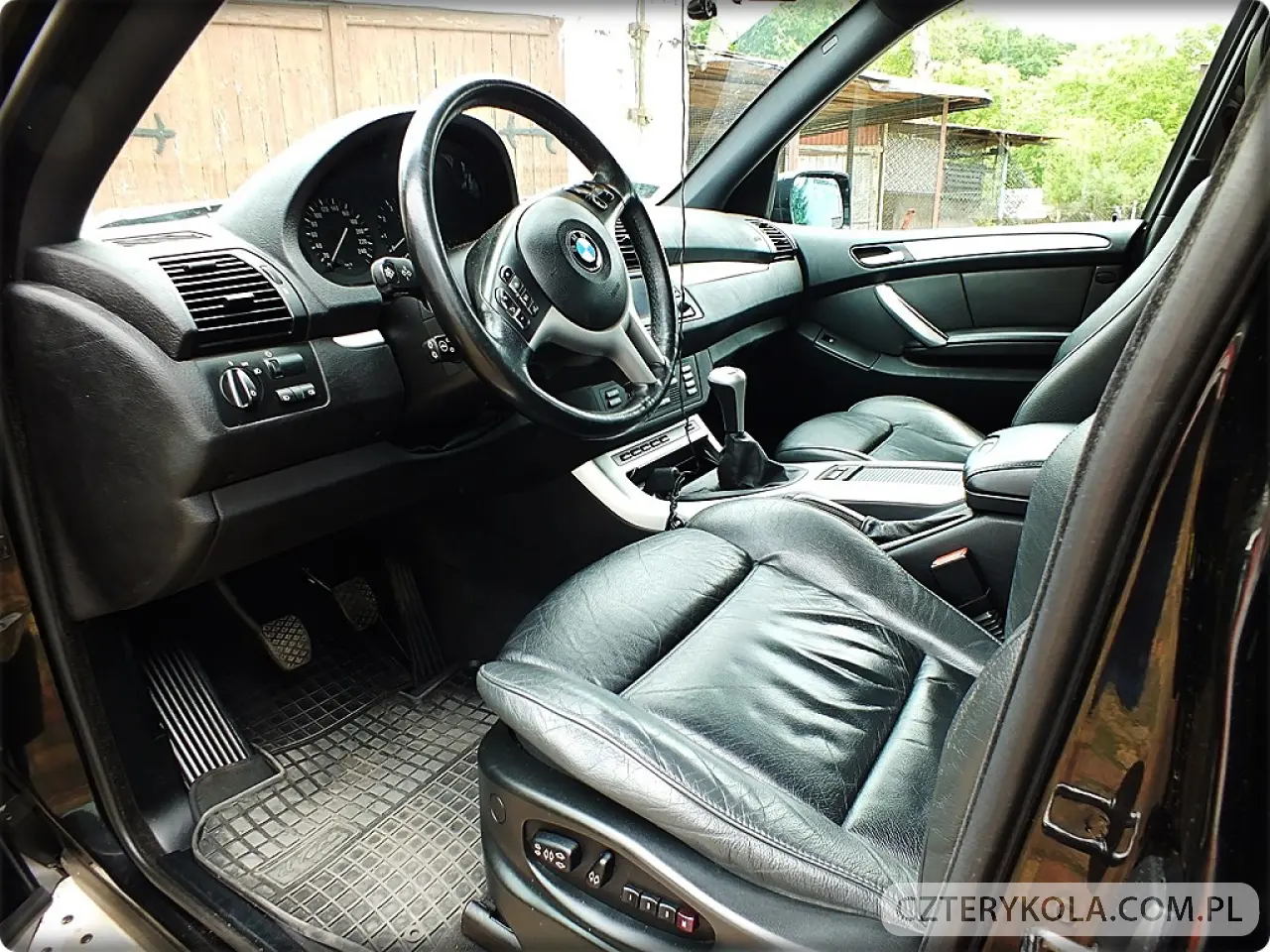 BMW- X5- 2001 