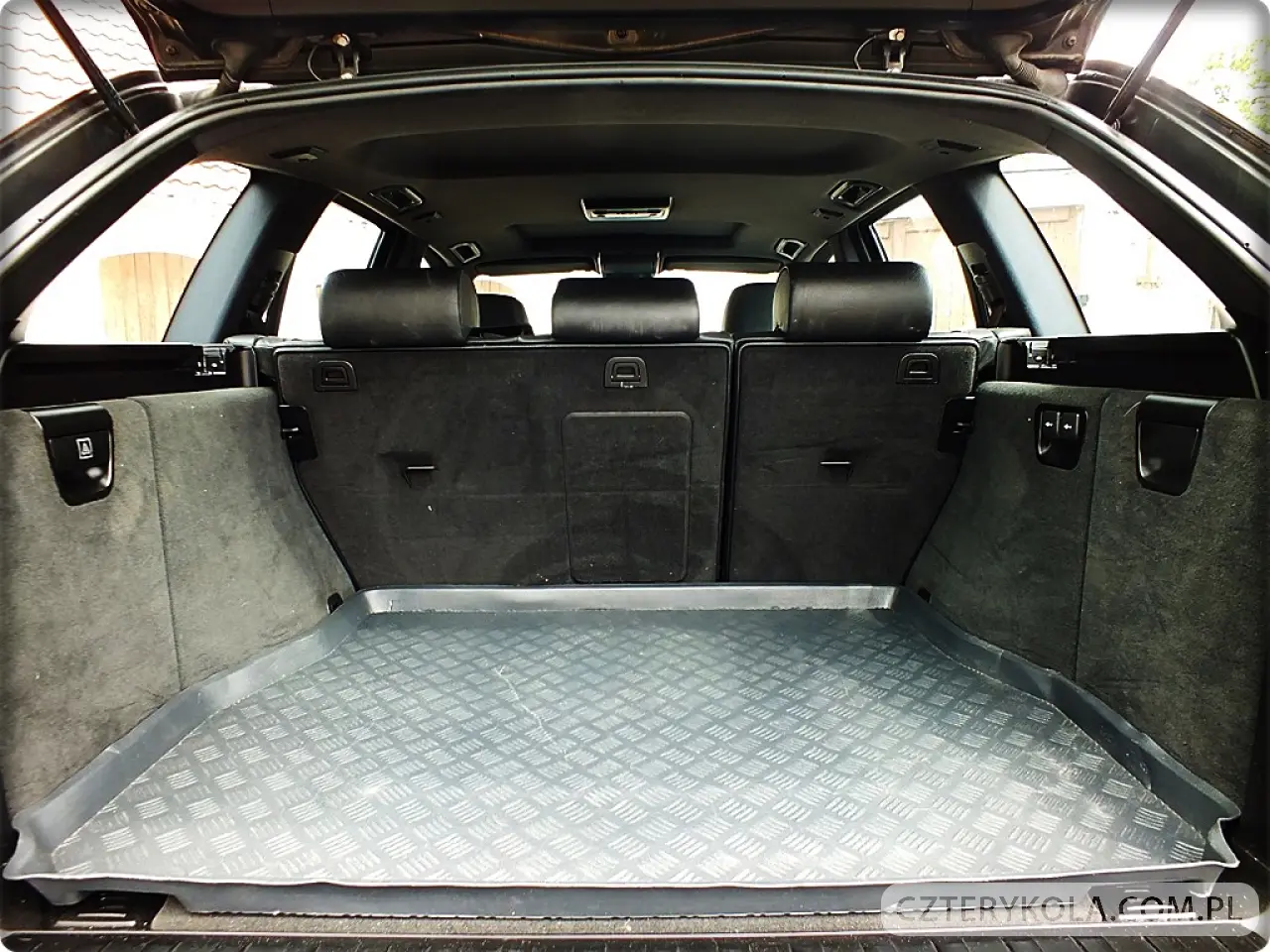 BMW- X5- 2001 