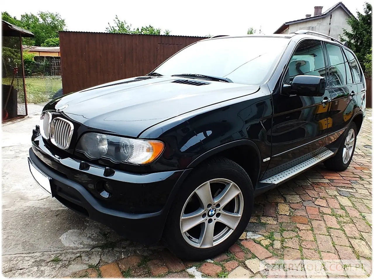 BMW- X5- 2001 