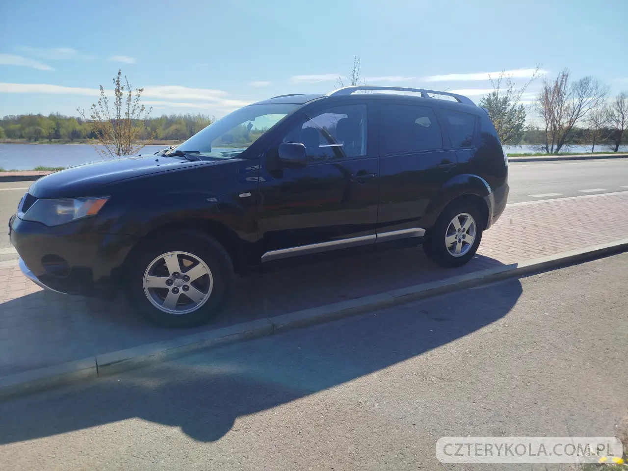 Mitsubishi- Outlander- 2009 