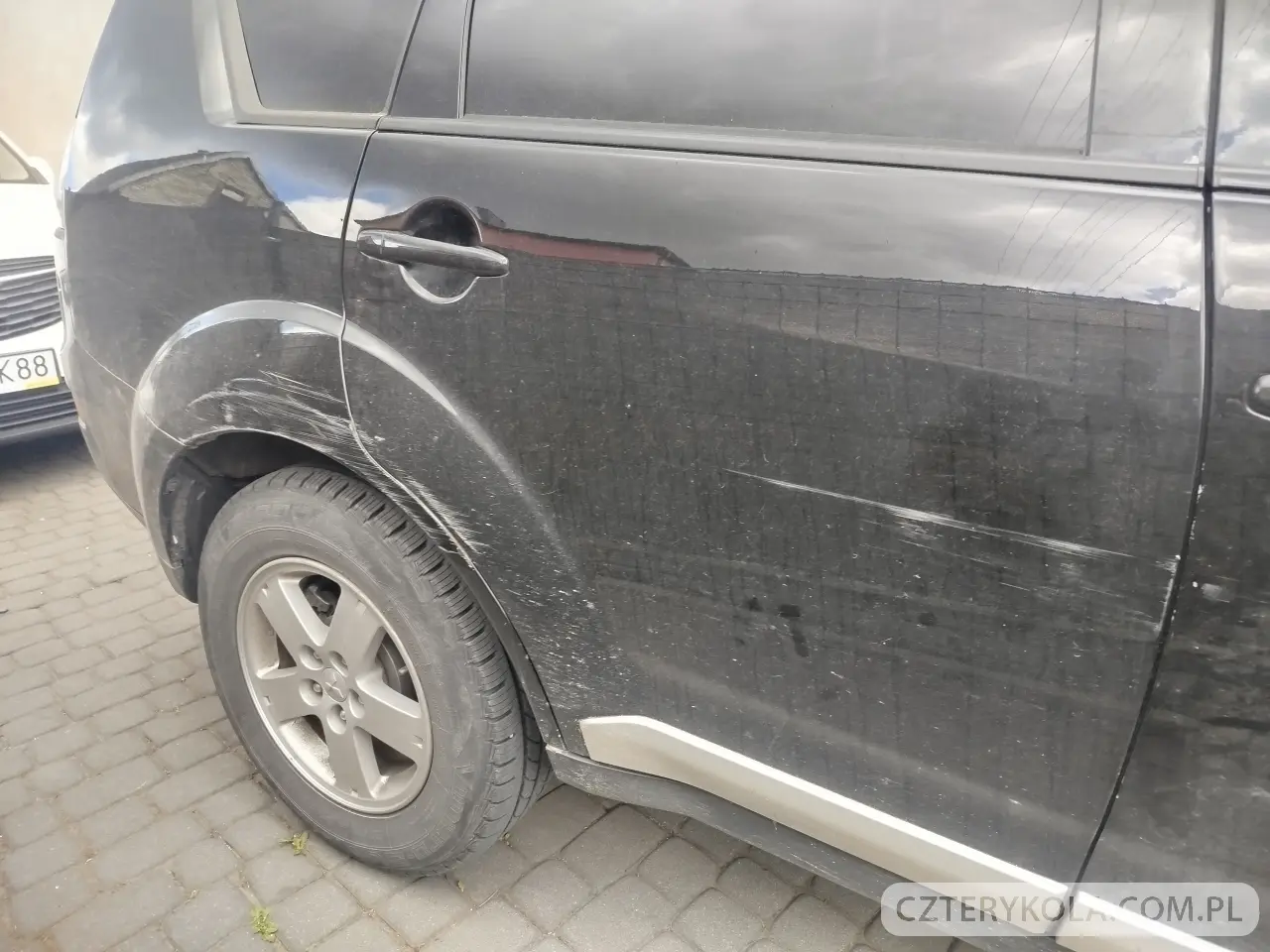 Mitsubishi- Outlander- 2009 