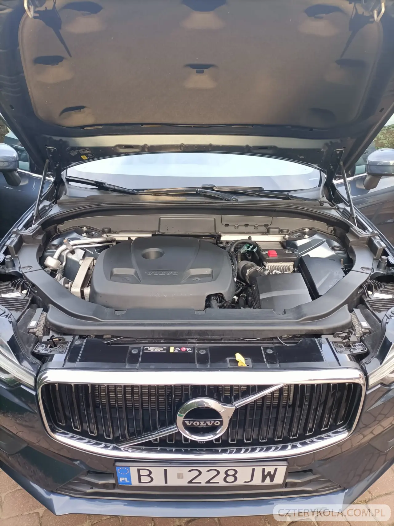 Volvo- XC 60- 2020 