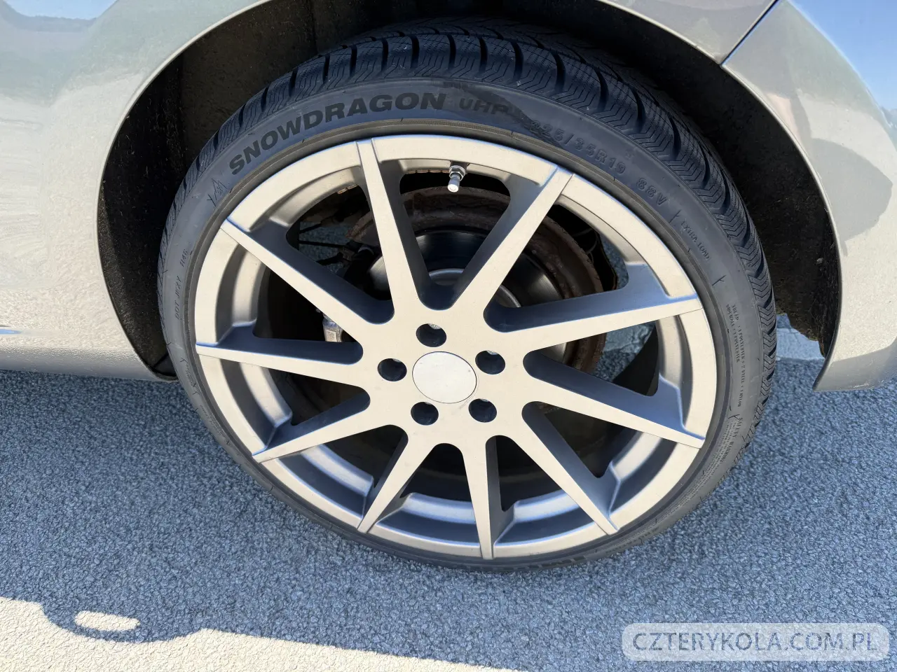 Volkswagen- Golf- 2009 