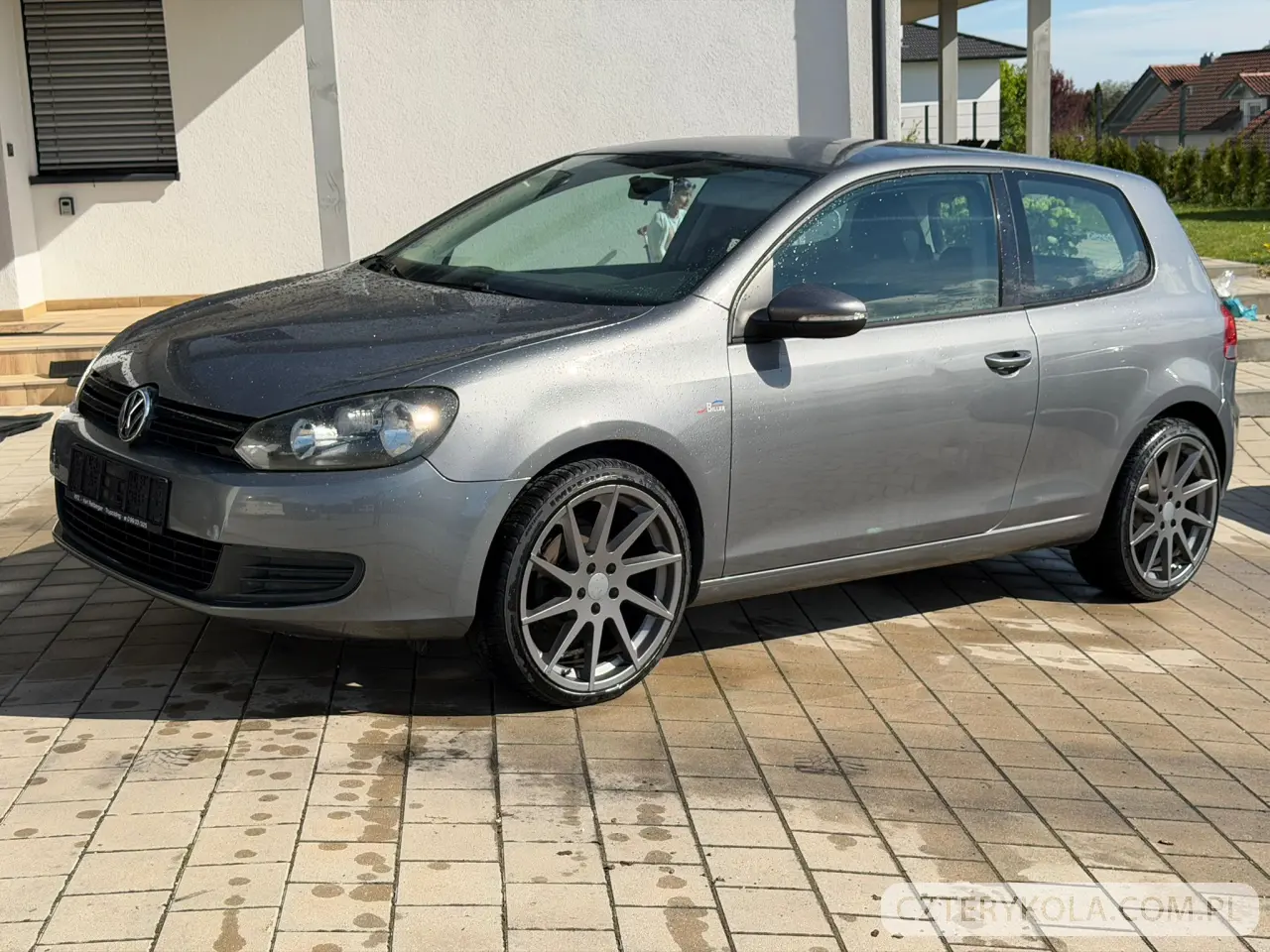 Volkswagen- Golf- 2009 