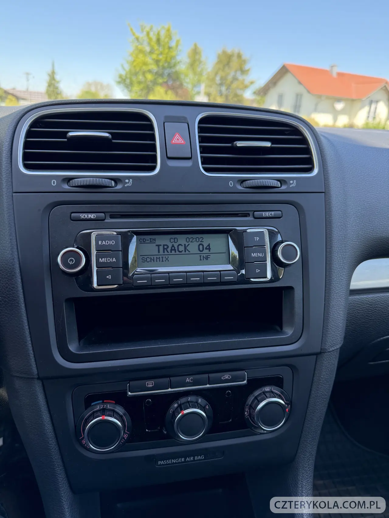 Volkswagen- Golf- 2009 