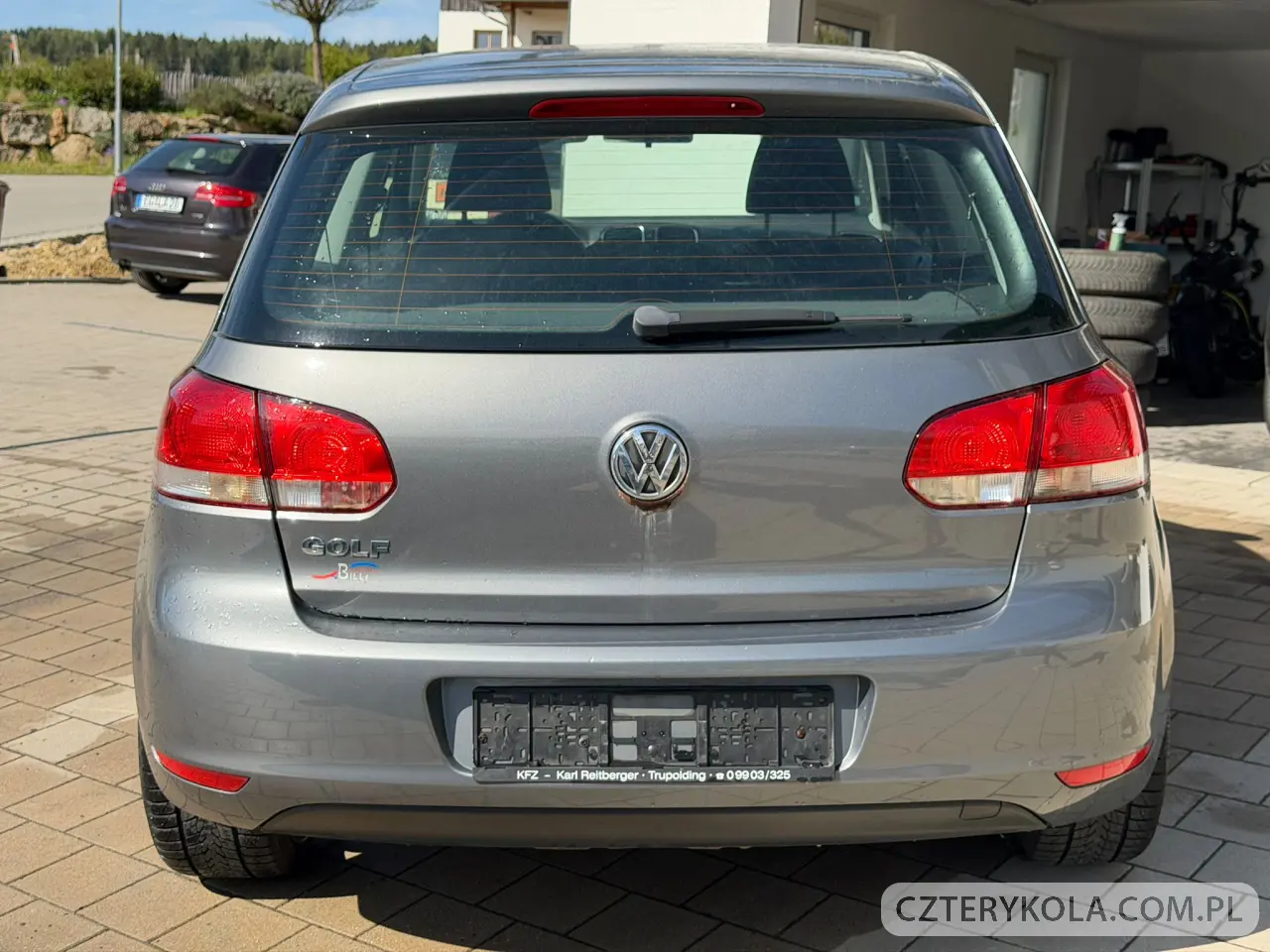 Volkswagen- Golf- 2009 