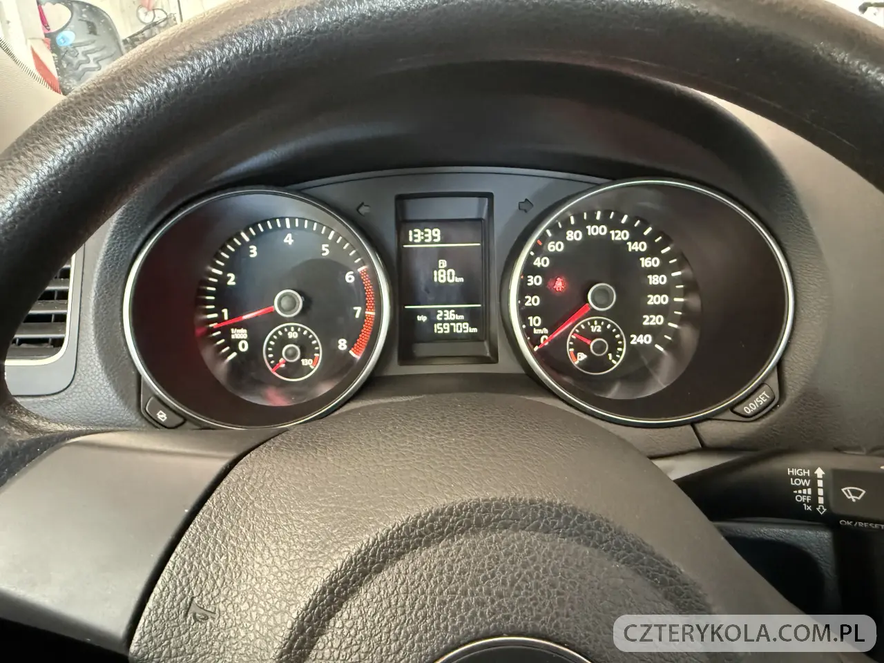 Volkswagen- Golf- 2009 