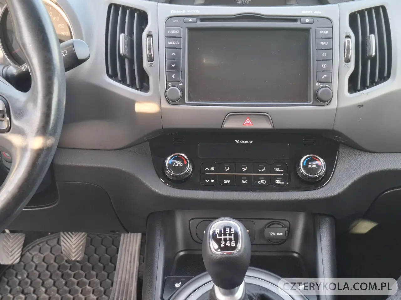 Kia- Sportage- 2015 