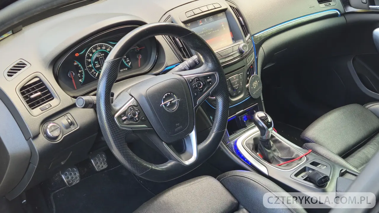 Opel- Insignia- 2014 