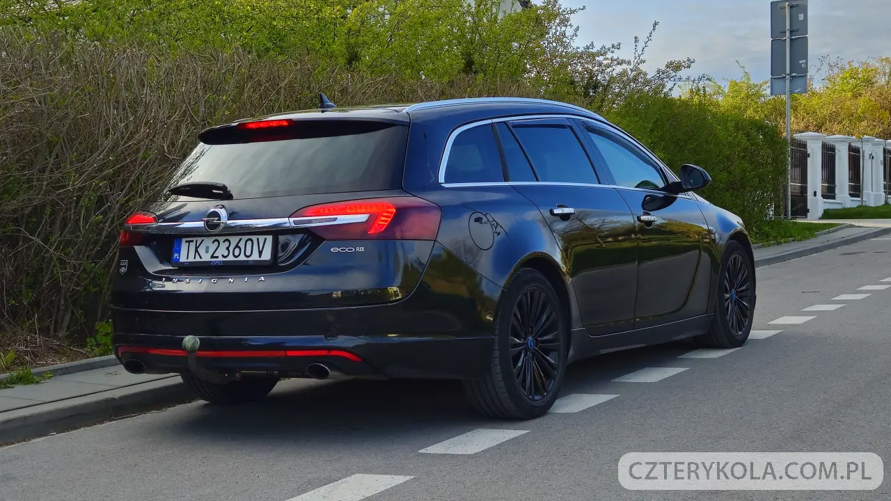 Opel- Insignia- 2014 